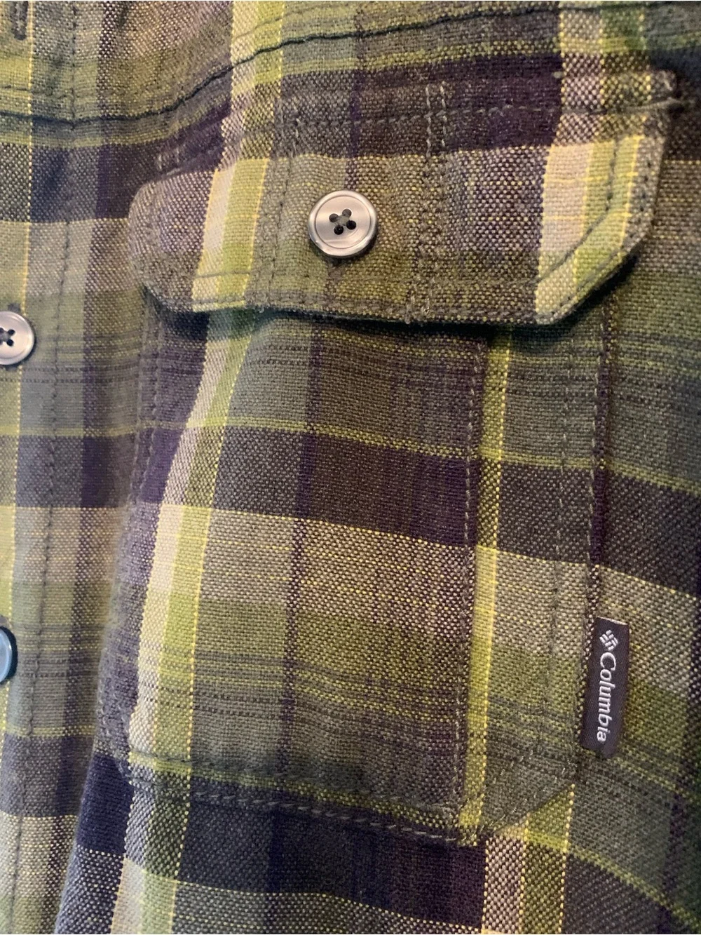 Columbia Men's Olive Green Button-Up Jacket Shirt